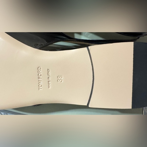 TOM FORD
Black Patent Leather Slingback Flats
Women’s US 8 - Picture 13 of 14